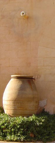 Large clay pot in Mallorca